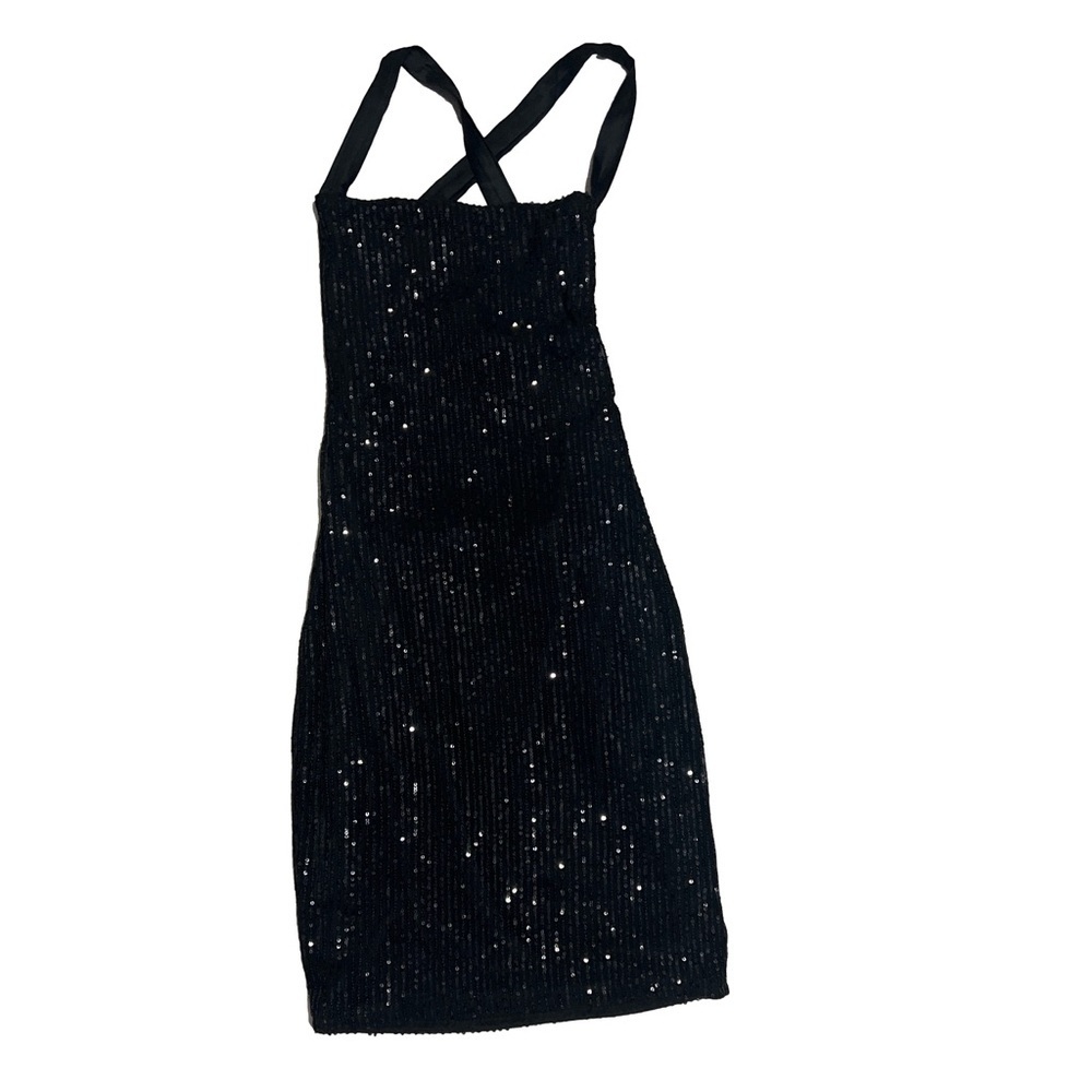 Black dress size S elegant and cute let me know if you need measurements